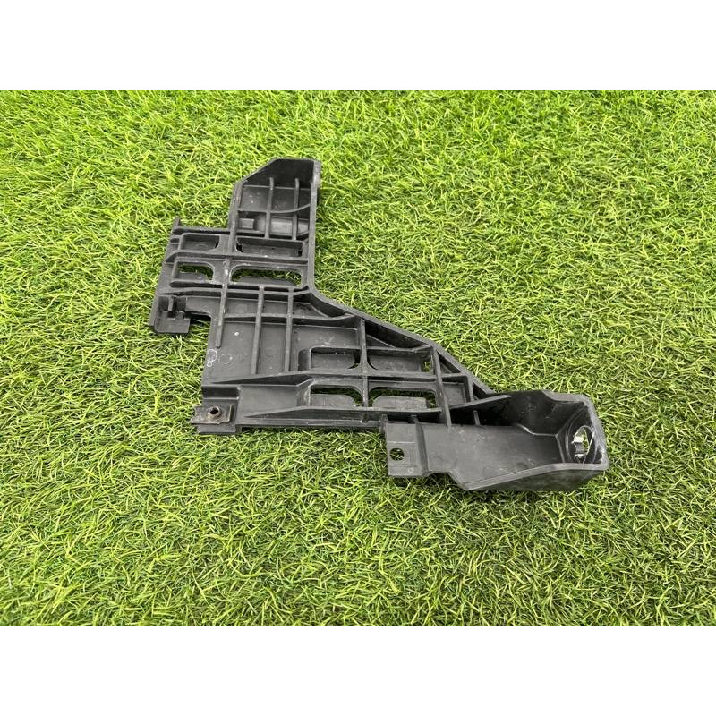 Кронштейн фари (кузов і елементи) Audi Q5 8R 2012 3.2 CALB 8R0941454