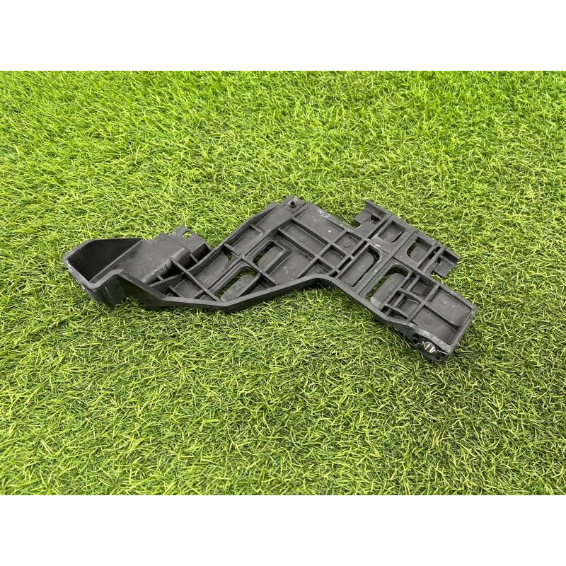 Кронштейн фари (кузов і елементи) Audi Q5 8R 2012 3.2 CALB 8R0941454