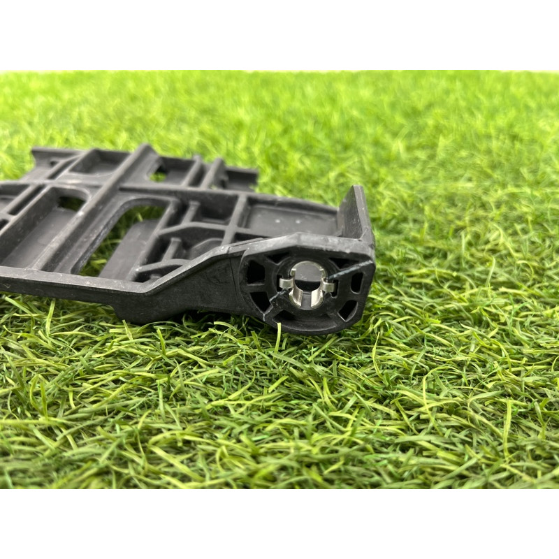 Кронштейн фари (кузов і елементи) Audi Q5 8R 2012 3.2 CALB 8R0941454