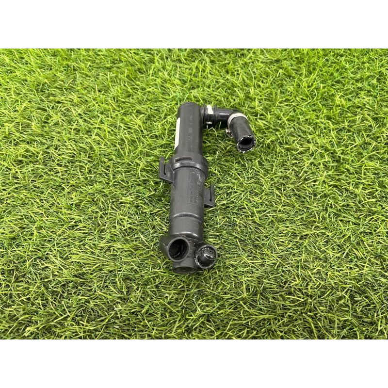 Форсунка омывателя (кузов и элементы) Audi Q5 8R 2012 3.2 CALB 8R0955102