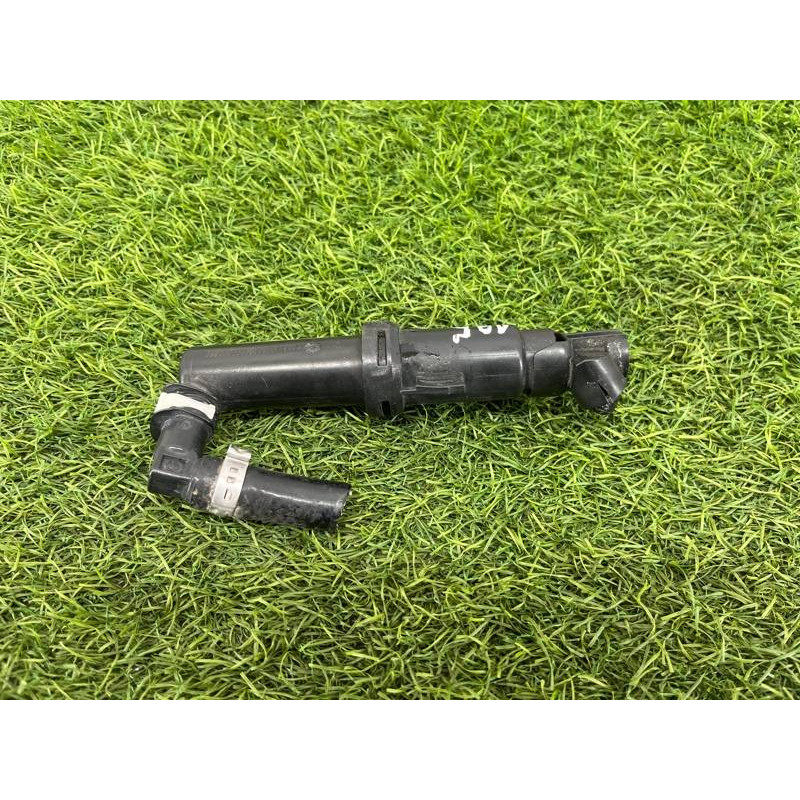Форсунка омывателя (кузов и элементы) Audi Q5 8R 2012 3.2 CALB 8R0955102