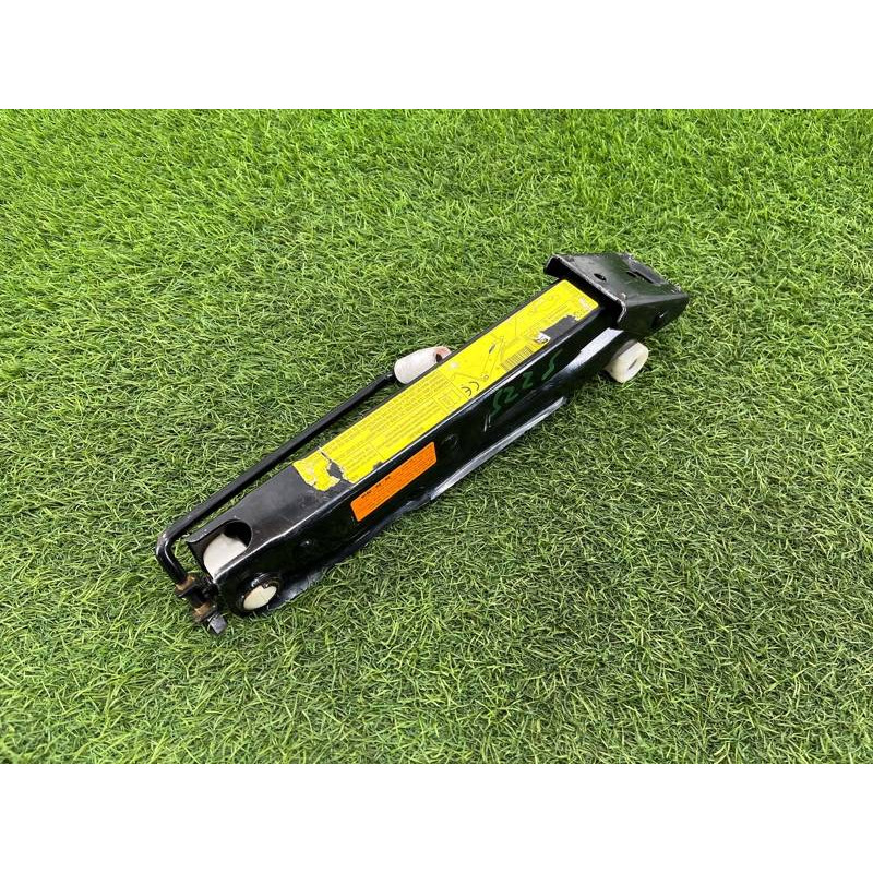 Домкрат (аксессуары) AUDI A8 D4 2011 4,2 4H0011031C