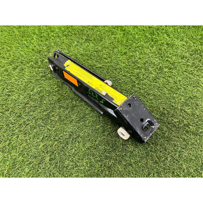 Домкрат (аксессуары) AUDI A8 D4 2011 4,2 4H0011031C