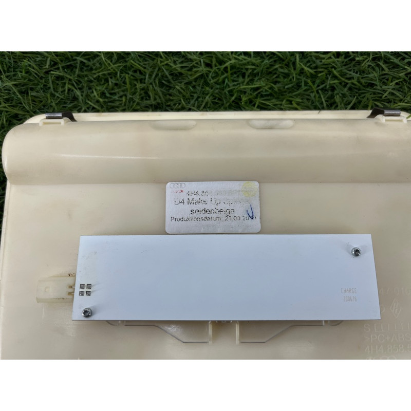 Зеркало салона (стекла и зеркала) AUDI A8 D4 2011 4,2 4H4858563BF1