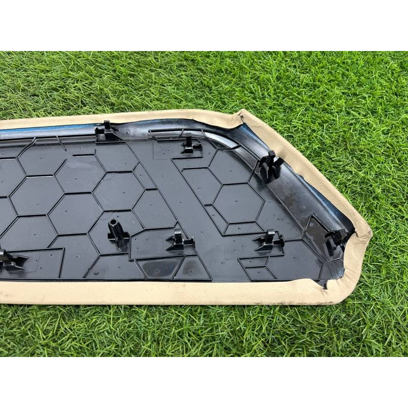 Накладка центральной консоли (салон) AUDI A8 D4 2011 4,2 4H1863304BEM4