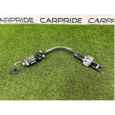 Кронштейн ремня безопасности