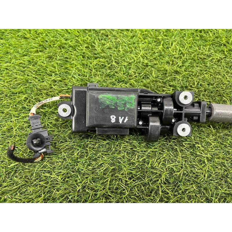 Кронштейн ремня безопасности (салон) AUDI A8 D4 2011 4,2 4H0857833