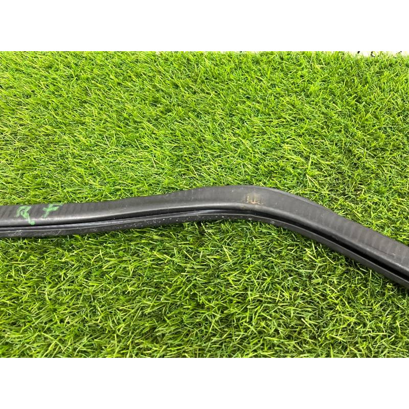 Уплотнитель проема двери (кузов и элементы) AUDI A8 D4 2011 4,2 4H0831721G