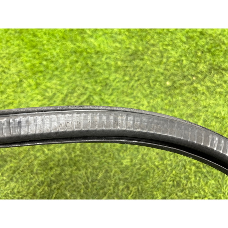 Уплотнитель проема двери (кузов и элементы) AUDI A8 D4 2011 4,2 4H0831721G