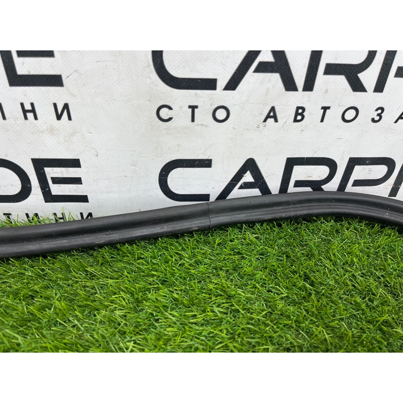 Уплотнитель проема двери (кузов и элементы) AUDI A8 D4 2011 4,2 4H0831721G