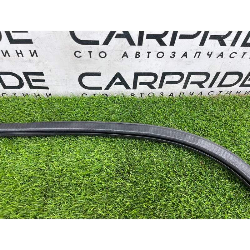 Уплотнитель проема двери (кузов и элементы) AUDI A8 D4 2011 4,2 4H0831721G