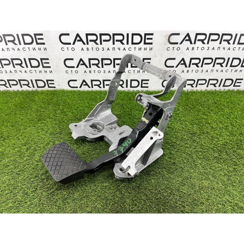 Педаль тормоза с кронштейном (тормозная система) Audi Q5 8R 2012 3.2 CALB 8K1721117