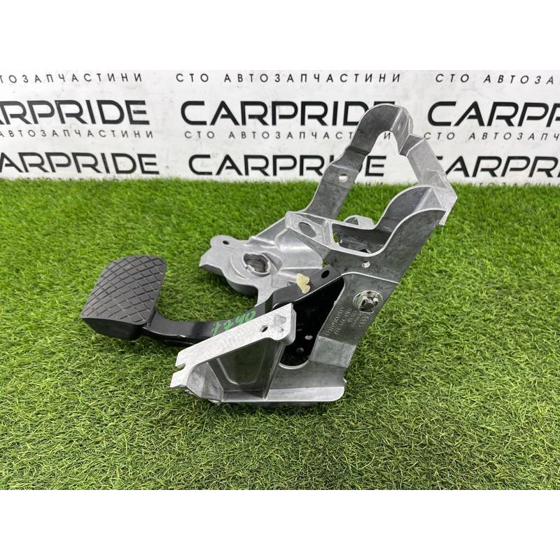 Педаль тормоза с кронштейном (тормозная система) Audi Q5 8R 2012 3.2 CALB 8K1721117