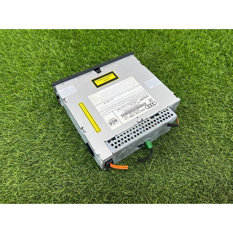 CD-changer (электрика) AUDI A8 D4 2011 4,2 4H0035108A