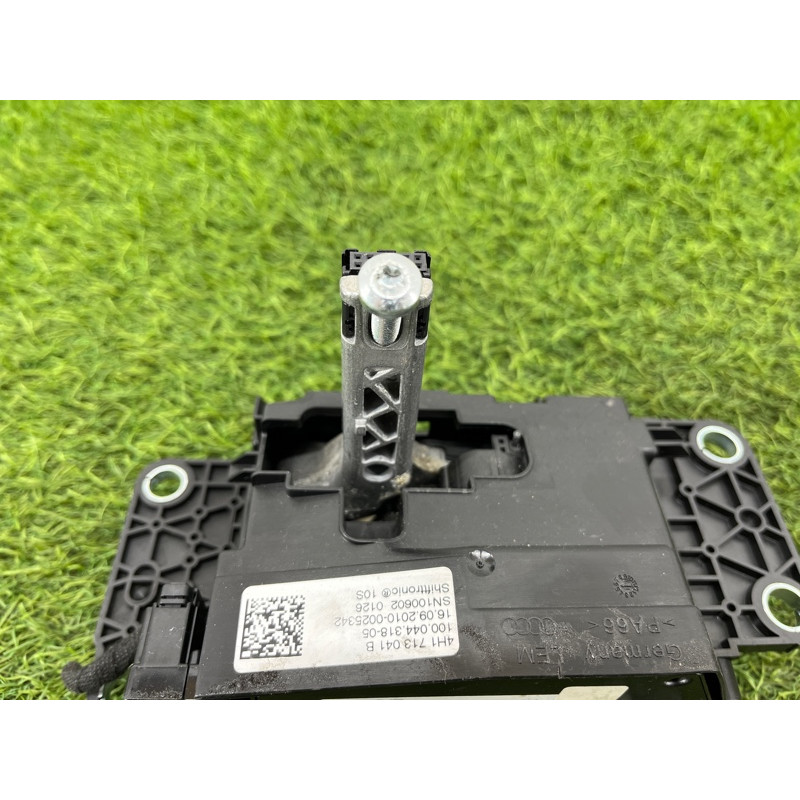 Селектор АКПП (трансмиссия) AUDI A8 D4 2011 4,2 4H1713105A