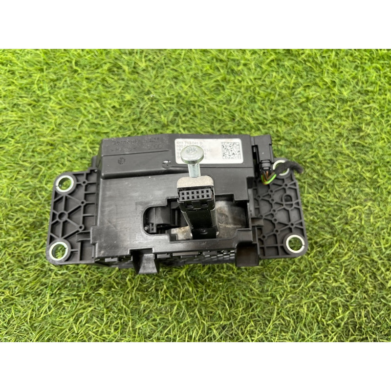 Селектор АКПП (трансмиссия) AUDI A8 D4 2011 4,2 4H1713105A