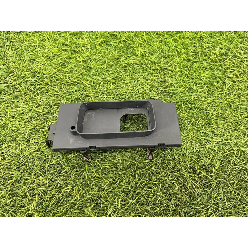 Рамка АКПП (салон) AUDI A8 D4 2011 4,2 4H1713110