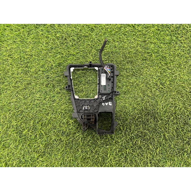 Рамка АКПП (салон) AUDI A4 B9 2017 2.0L 8W1713111CMNC