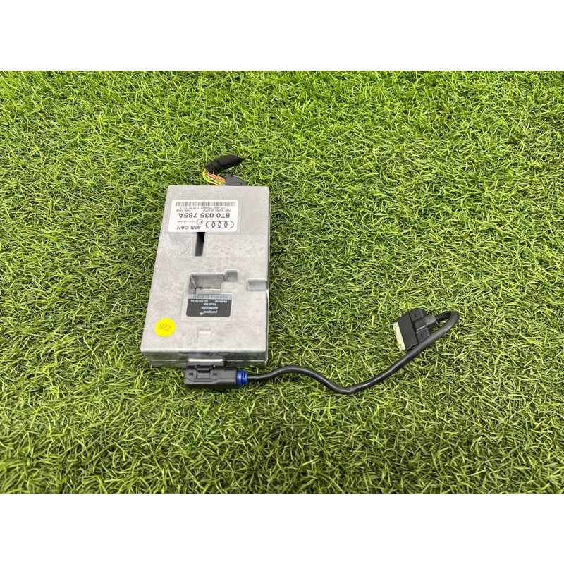 Блок управления интерфейсом (электрика / блок управления) Audi Q5 8R 2012 3.2 CALB 8T0035785A