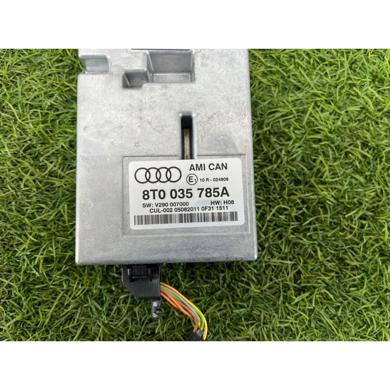 Блок управления интерфейсом (электрика / блок управления) Audi Q5 8R 2012 3.2 CALB 8T0035785A
