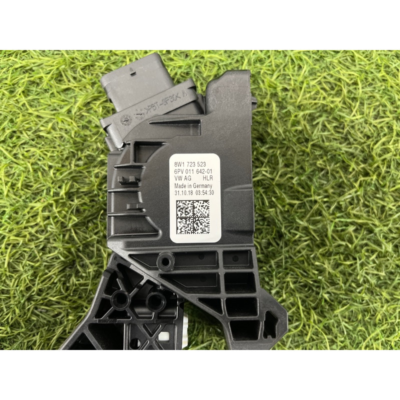 Педаль газа (электрика двигателя) Audi A5 F5 2019 2.0 TFSI 8W1723523