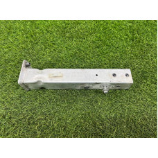 Кронштейн усилителя бампера