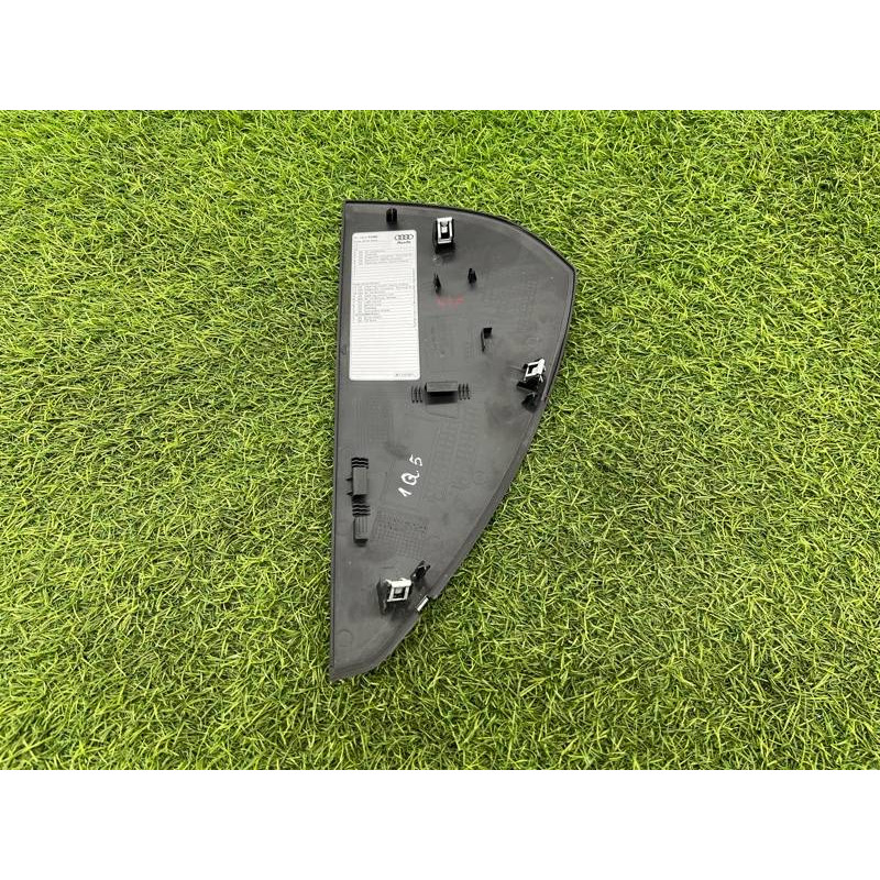 Накладка торпеды боковая (салон) Audi Q5 8R 2012 3.2 CALB 8R0857086B4PK