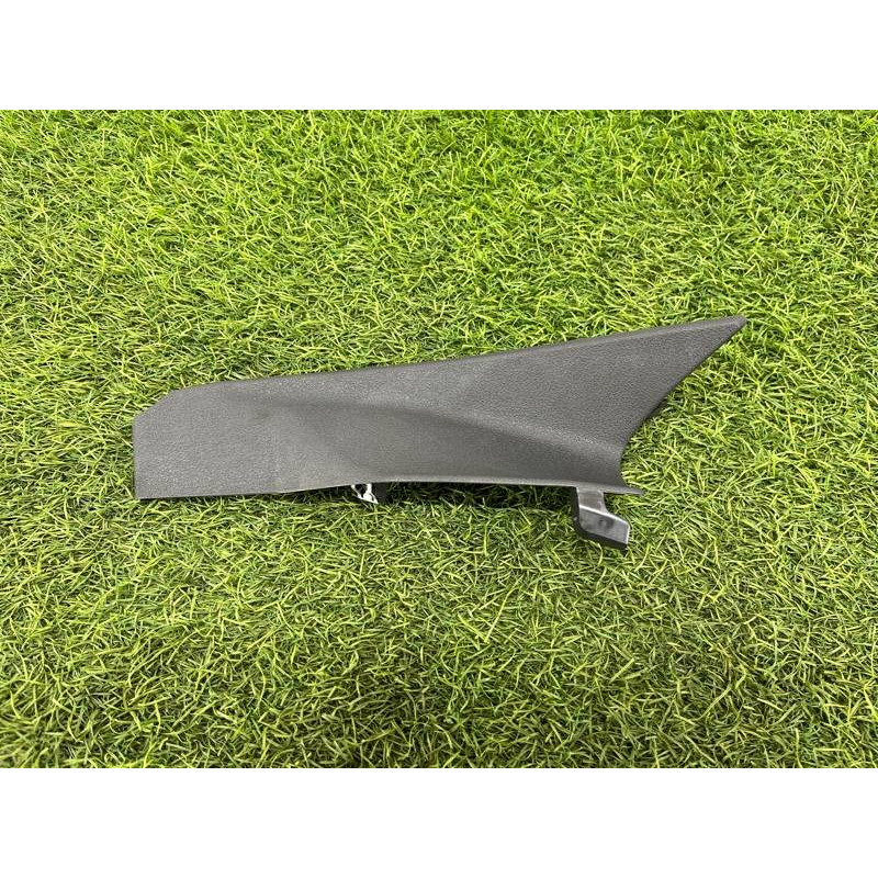 Накладка бардачка (салон) Audi Q5 8R 2012 3.2 CALB 8R1857506A4PK