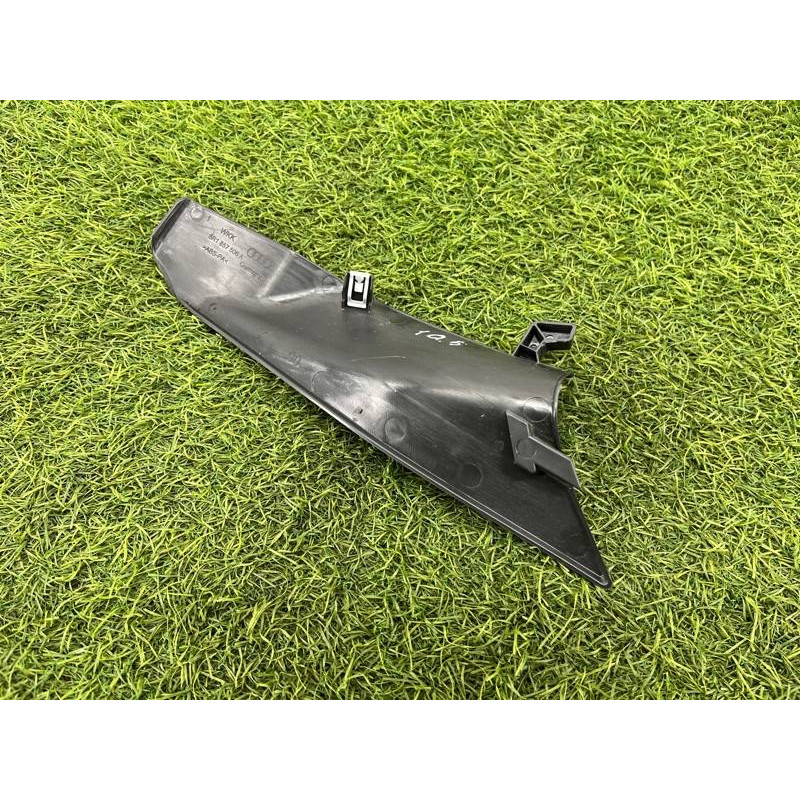 Накладка бардачка (салон) Audi Q5 8R 2012 3.2 CALB 8R1857506A4PK