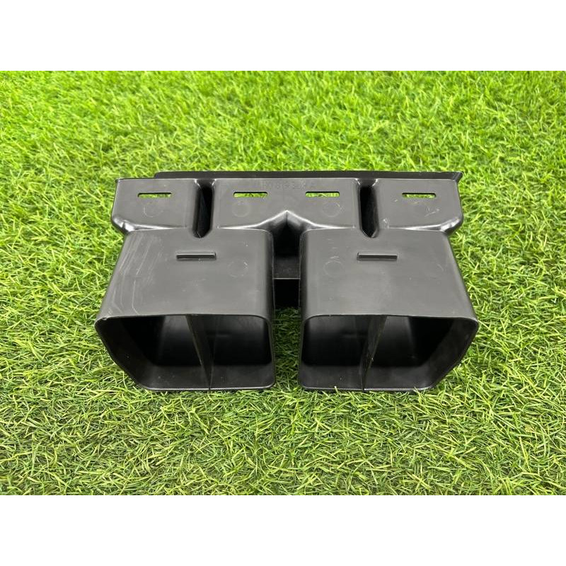 Дефлектор воздуховода (салон) AUDI A8 D4 2011 4,2 4H0819693A