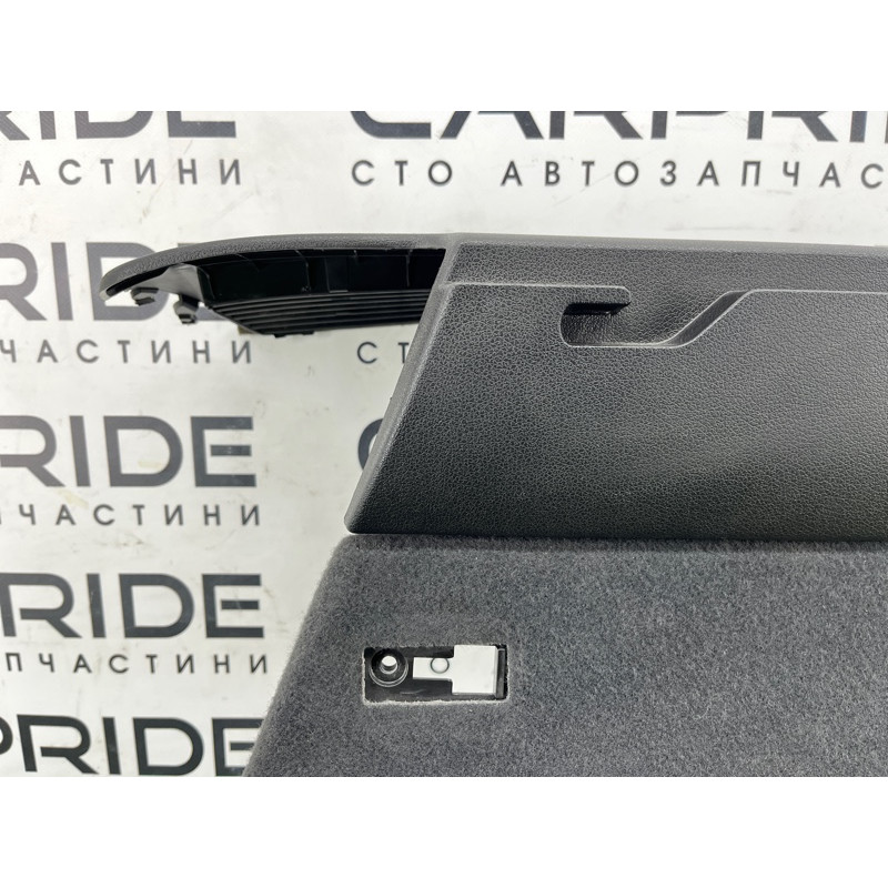Обшивка багажника (салон) Audi Q5 8R 2012 3.2 CALB 8R0863880F87A