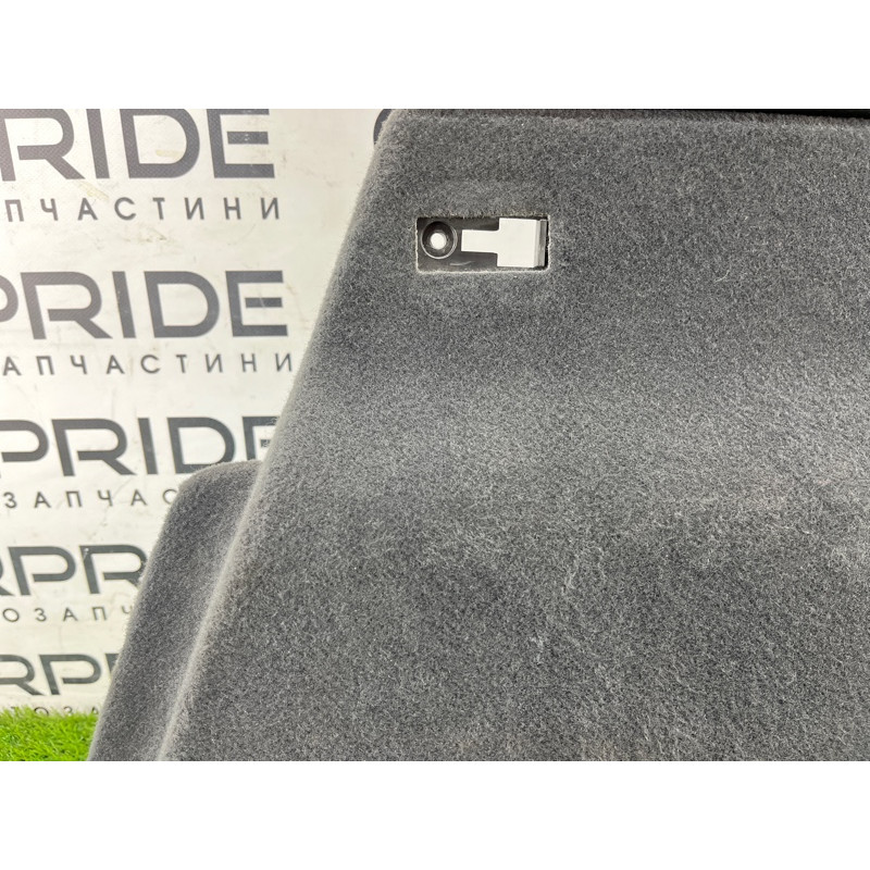 Обшивка багажника (салон) Audi Q5 8R 2012 3.2 CALB 8R0863880F87A