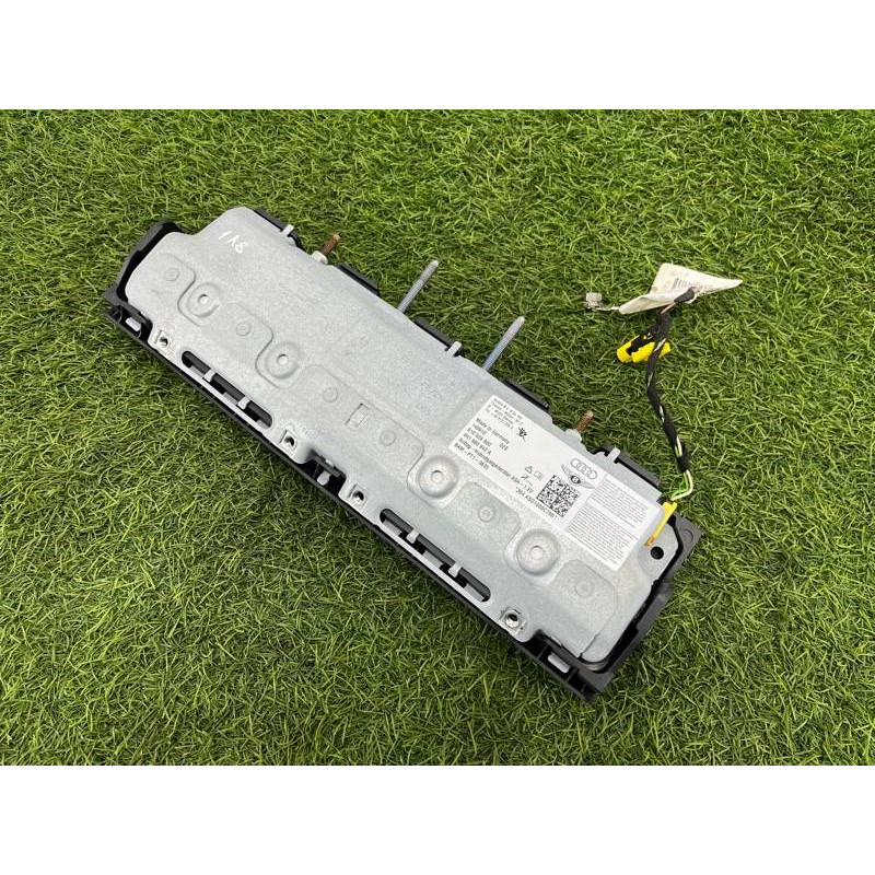 Airbag коленей (airbag/безопасность) AUDI A8 D4 2011 4,2 4H1880842A