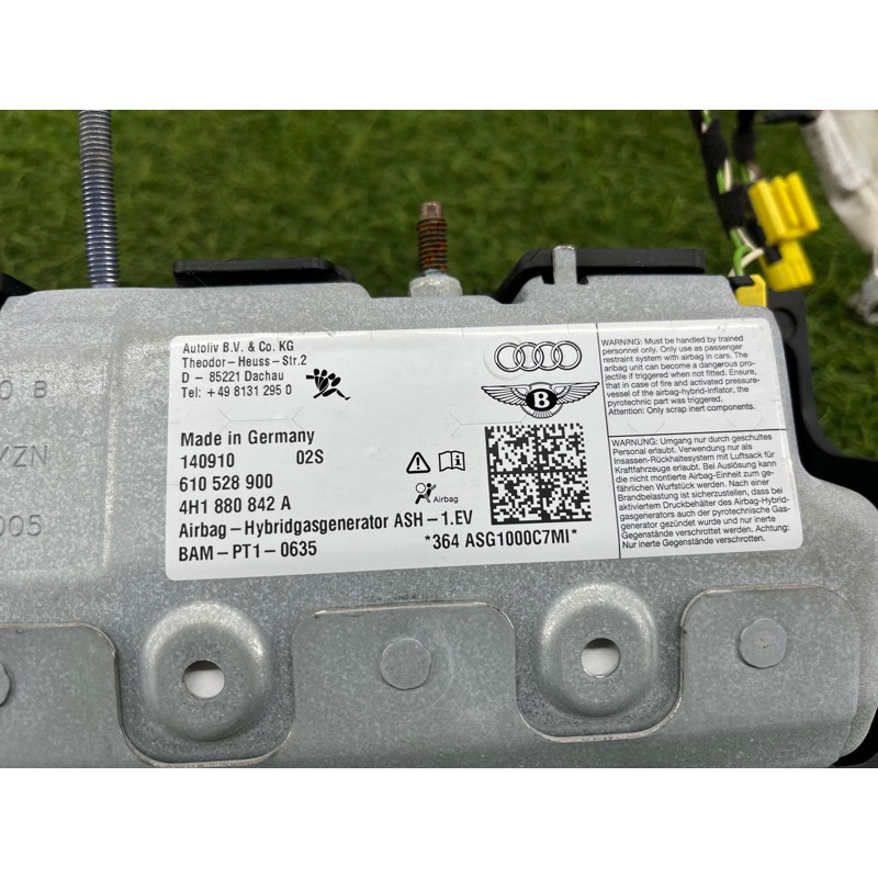 Airbag коленей (airbag/безопасность) AUDI A8 D4 2011 4,2 4H1880842A