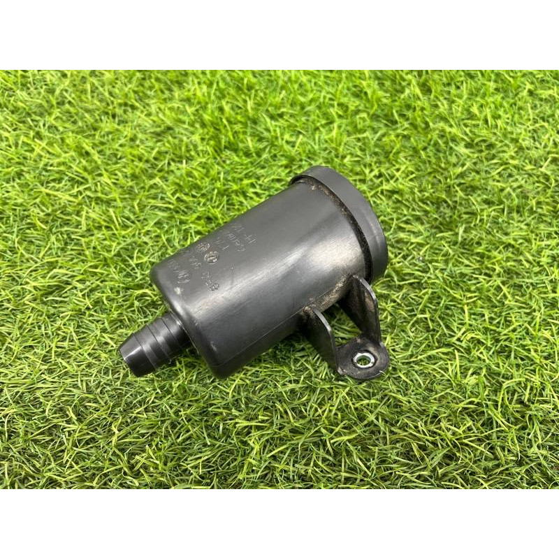 Фильтр абсорбера (топливная система) AUDI A8 D4 2011 4,2 8R0906621B