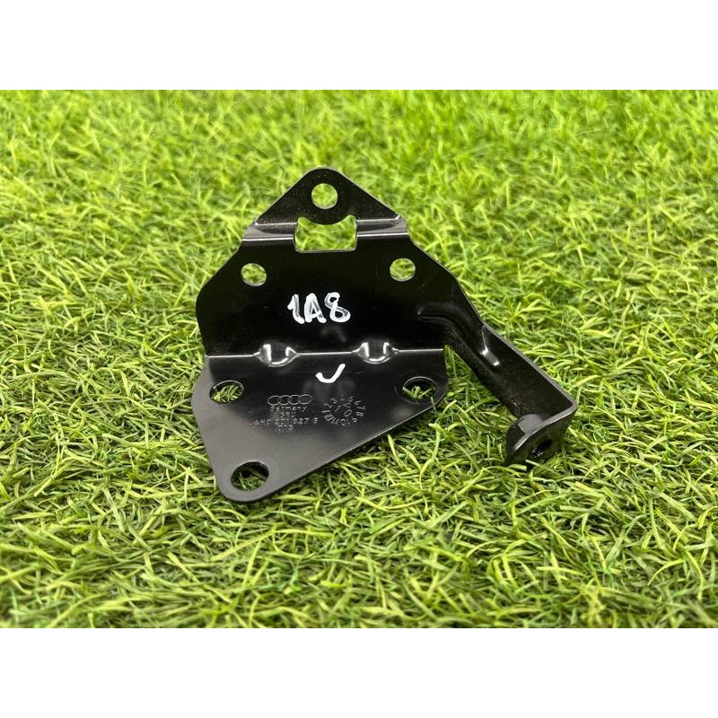 Кронштейн абсорбера (кузов и элементы) AUDI A8 D4 2011 4,2 4H0201827B