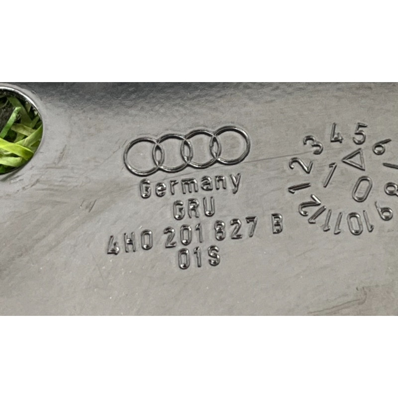 Кронштейн абсорбера (кузов и элементы) AUDI A8 D4 2011 4,2 4H0201827B