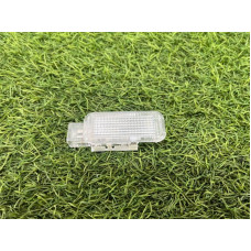 Плафон подсветки бардачка