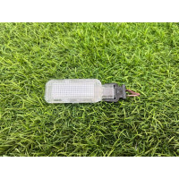 Плафон подсветки бардачка