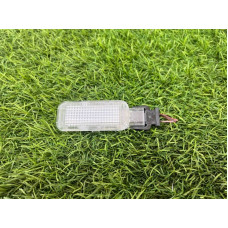 Плафон подсветки бардачка