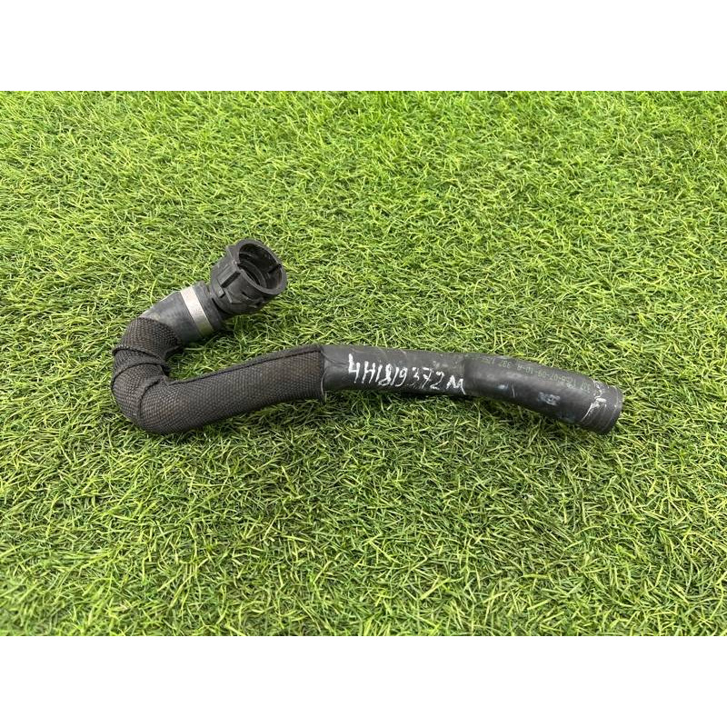 Патрубок (система охлаждения) AUDI A8 D4 2011 4,2 4H1819372M