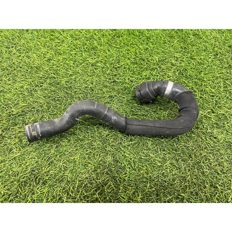 Патрубок (система охлаждения) AUDI A8 D4 2011 4,2 4H1819372M