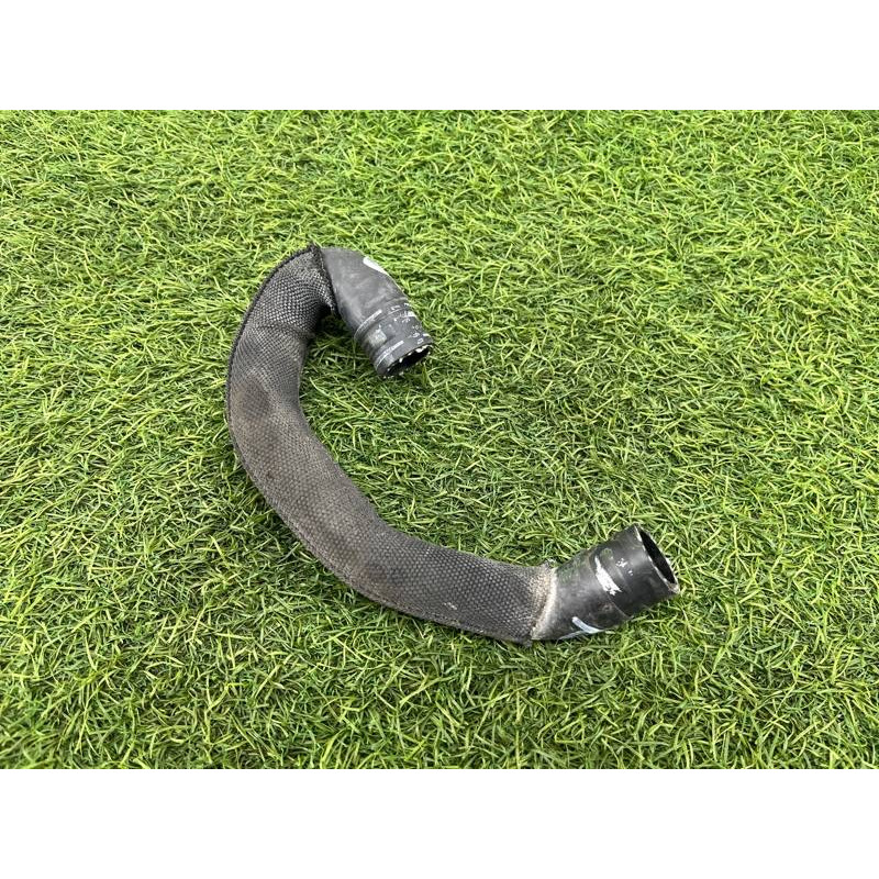 Патрубок (система охлаждения) AUDI A8 D4 2011 4,2 4H1819373E