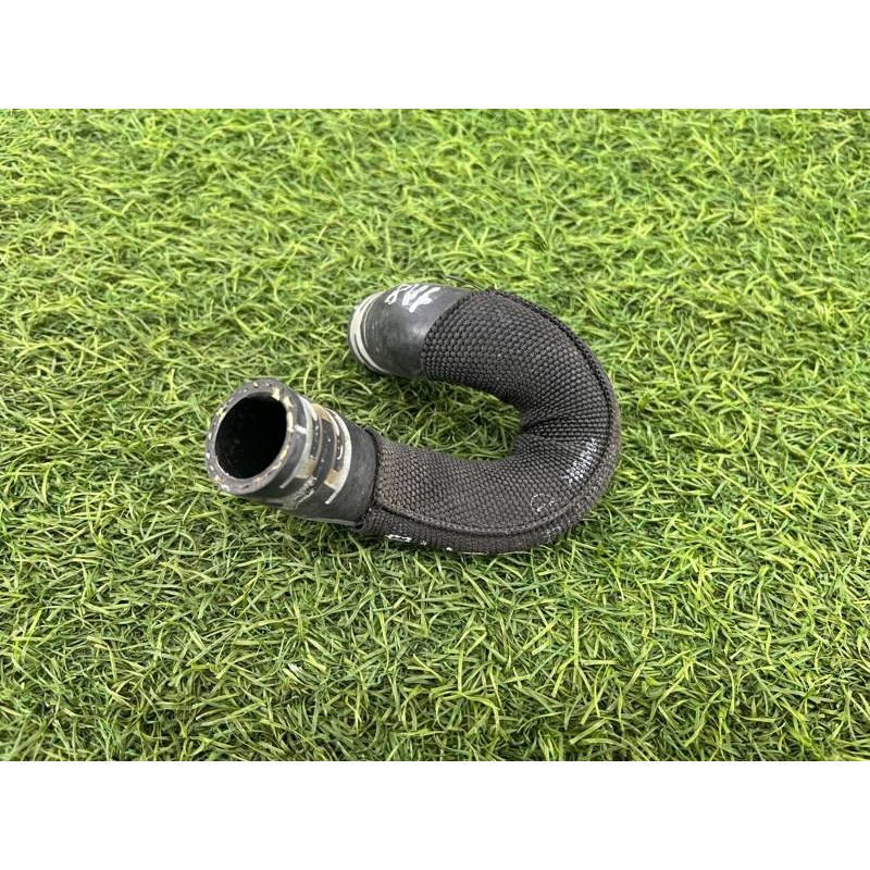 Патрубок (система охлаждения) AUDI A8 D4 2011 4,2 4H1819371B