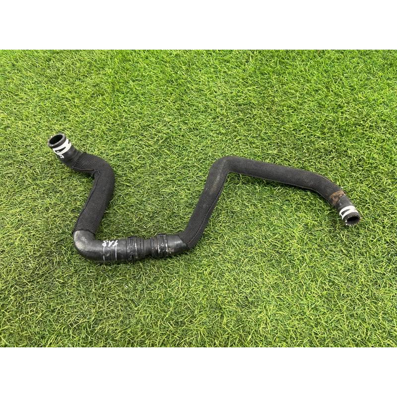 Патрубок (система охлаждения) AUDI A8 D4 2011 4,2 4H1819672J