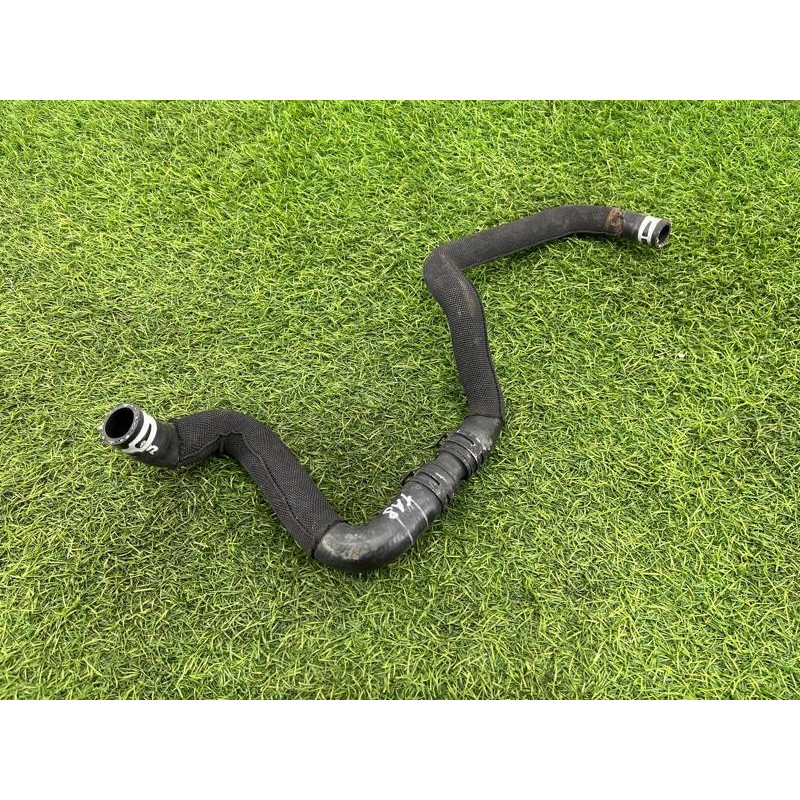 Патрубок (система охлаждения) AUDI A8 D4 2011 4,2 4H1819672J