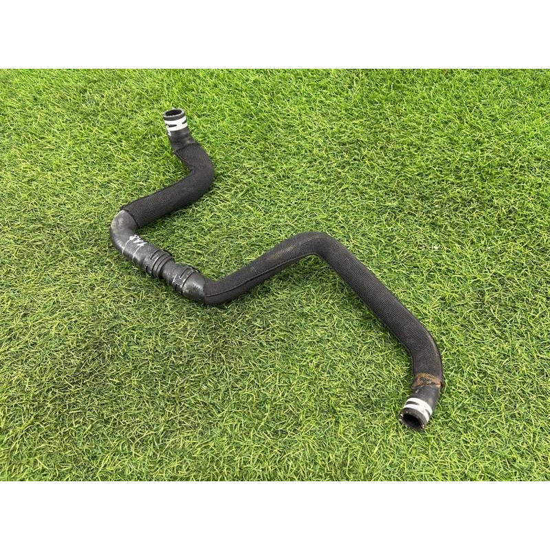 Патрубок (система охлаждения) AUDI A8 D4 2011 4,2 4H1819672J