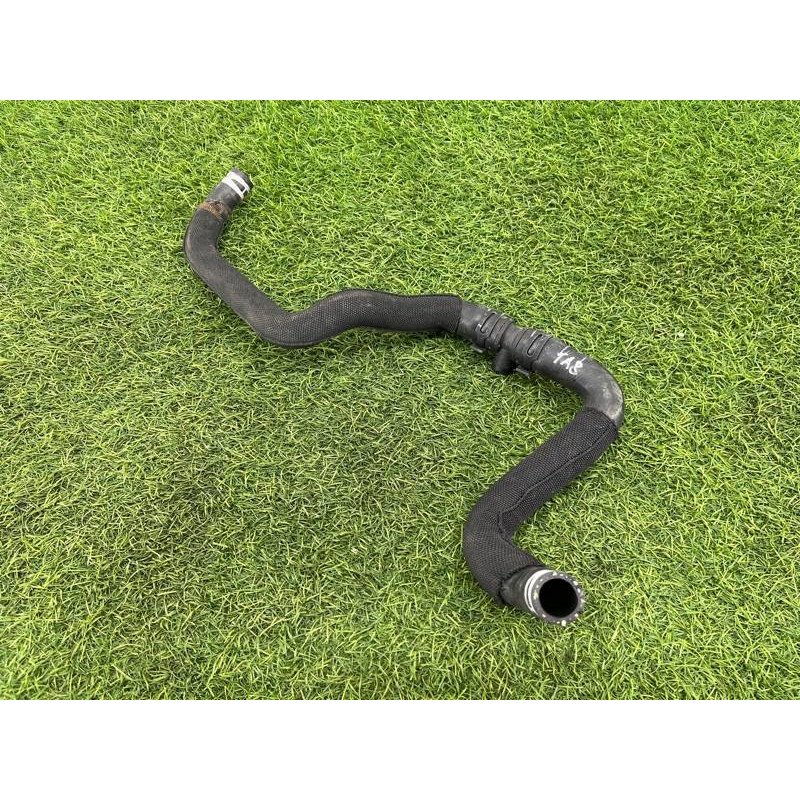 Патрубок (система охлаждения) AUDI A8 D4 2011 4,2 4H1819672J