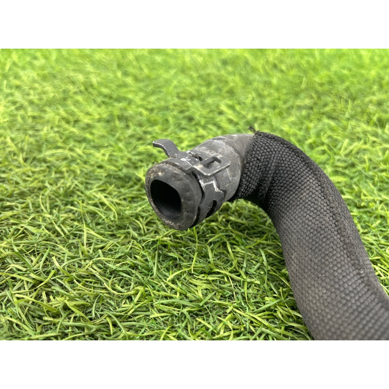 Патрубок (система охлаждения) AUDI A8 D4 2011 4,2 4H0121471D