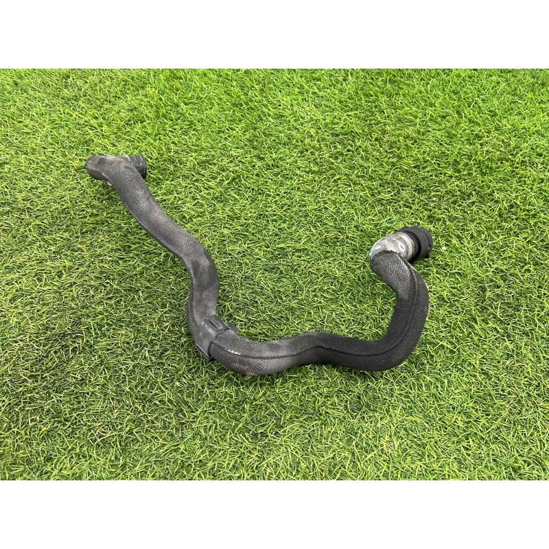 Патрубок (система охлаждения) AUDI A8 D4 2011 4,2 4H0121447M